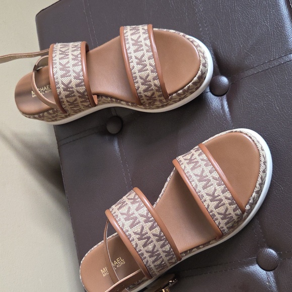 Michael Kors Tan and Brown Logo Sandals - Picture 4 of 7